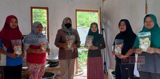 Sambangi KWT Tangguh Lestari, Sri Ruwiyati Beri Motivasi Pemberdayaan Kaum Perempuan