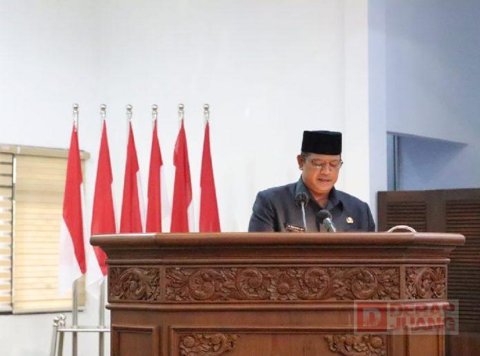 Sidang Paripurna, Wabup Riswadi Sampaikan Tiga Program Unggulan