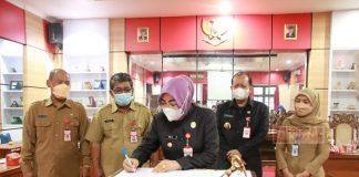 Sri Sumarni Minta PT. Agro Mandiri Berdayakan Petani Bawang Merah