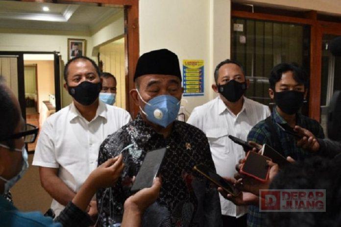 Wabup Rober Sambut Baik Rencana Pembanguan Perguruan Tinggi (2)