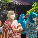 Widi-Riswadi-Dampingi-TP-PKK-Musi-Rawas-Utara-Kunjungi-Kerajinan-Batik-2
