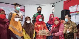 Ajak Masyarakat Cegah Stunting, Kadarwati Bantu Makanan Tambahan Bayi