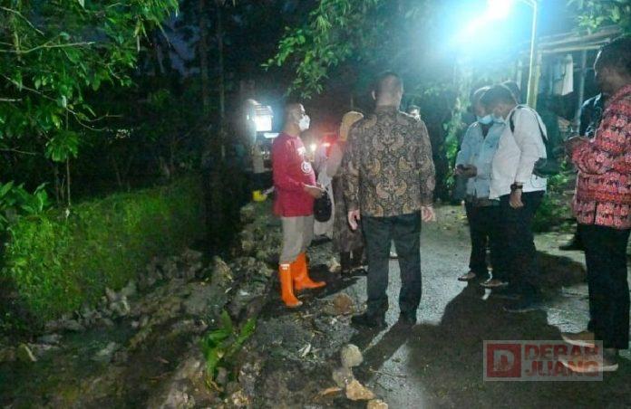 Amin Lukmantoro Sigap Cek Lokasi Tanah Longsor (2)