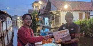 Baguna Kota Pekalongan Beri Bantuan Korban Banjir