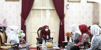 Bareng IBI Cabang Demak, Mbak Eisti Kuatkan Bounding Visi-Misi