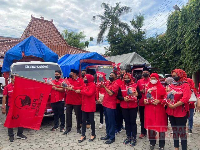 Bentuk Kepedulian Mbak Puan, Bagikan 2.000 Lebih Paket Beras di Grobogan