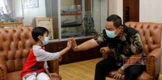 Beri Bantuan Kaki Palsu dan Laptop Kepada Reno, Mas Hendi: Untuk Memberi Semangat