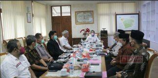 Desa Diminta Gencarkan Vaksinasi, Bupati Tiwi Siapkan Hadiah