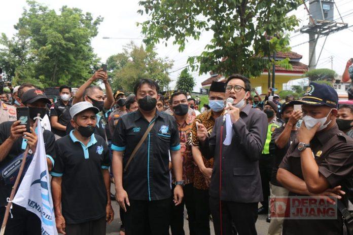 Dion Agasi Dampingi Masterbend Dapatkan Hak Ganti Rugi