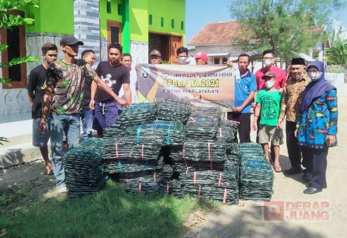 Donny Realisasikan 2.000 Jaring Bubu KUB Mina Samudra