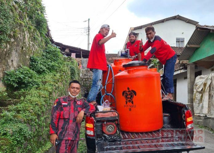 Dropping Air Berih, Bentuk Kepedulian Satgas Temanggung (2)