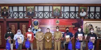 Hadiah Dari Bupati Sukoharjo Untuk Netizen