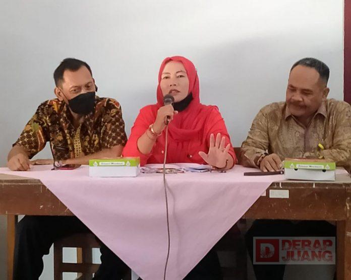 Hartanti Gelar Jumat Bersih di Kecamatan Karangdowo