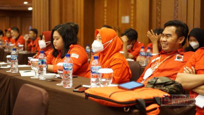 Ikuti Diklat Siber Juang, Uly Kita Harus Siap Tempur