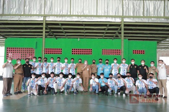 Jelang Piala Soeratin U-17, Sri Mulyani Berikan Motivasi (2)