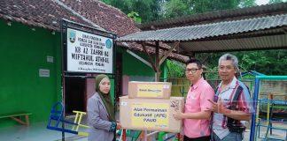 Kepedulian Donny Terhadap Dunia Pendidikan Kabupaten Rembang