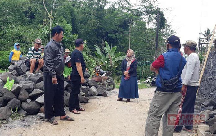 Komitmen Endrianingsih Perbaiki Aksesibilitas Di Ngargomulya