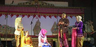 Lincahnya Kader PDI Perjuangan Magelang Main Ketoprak