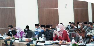 Mbak Eisti: FGD Ini Sebagai Jawaban Mekanisme Penempatan Sekdes PNS