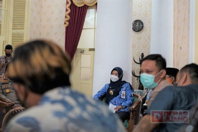 Mbak Eisti Hadirkan Tendensi Positif Bersama Serikat Buruh dan Pengusaha