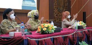 Mbak Etik Ajak Perempuan Berani Sampaikan Ide dan Gagasan