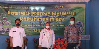 Mbak Etik Resmikan Program Nasional Penyediaan Air Minum