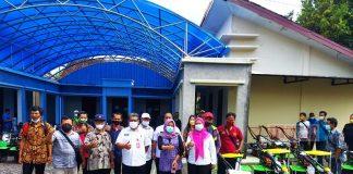 Melalui Dinas Pertanian Grobogan, Sulistyorini Berikan 10 Lebih Traktor