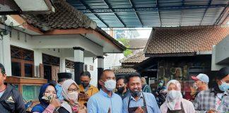 Pakde Manto Beri Bantuan Peralatan dari Program Peningkatan Pengolahan Hasil Peternakan