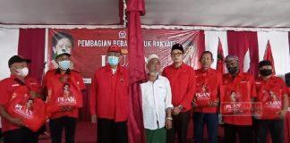 Peduli Wong Cilik, Mbak Puan Bagi Beras untuk Warga Purworejo