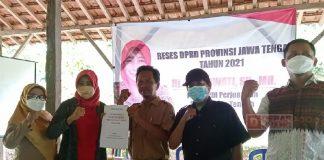 Rawat Bumi, Hj. Kadarwati Bantu 3.200 Bibit Jeruk Dan Pupuk