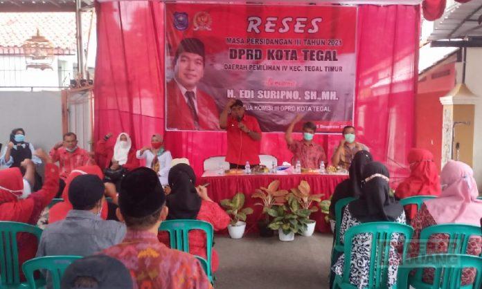 Reses, Mas Uyip Minta Warga Sampaikan Unek-unek Aspirasi (2)