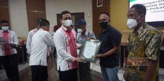 Serahkan Penghargaan Poktan Terbaik, Aaf Sampaikan Peluang Pertanian