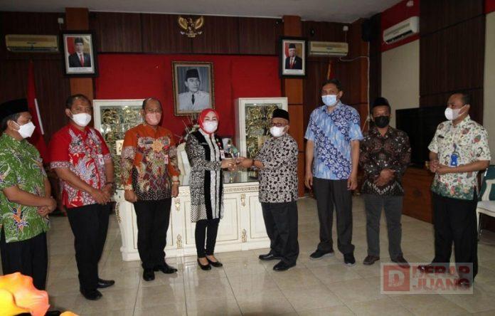 Sri Sumarni MoU UNWAHAS, Langkah Tingkatkan Mutu Pendidikan Daerah