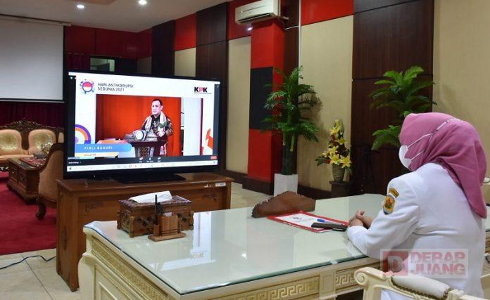 Sri Sumarni; Pelayanan Jemput Bola Langkah Efisienkan Perizinan