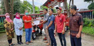 Sumanto Serahkan Bantuan UPPO Di Karanganyar