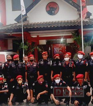 Antusiasme Satgas Sukoharjo Semarakkan HUT Partai