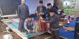 Bangun Gedung TPQ, Solakhudin Lakukan Peletakkan Batu Pertama