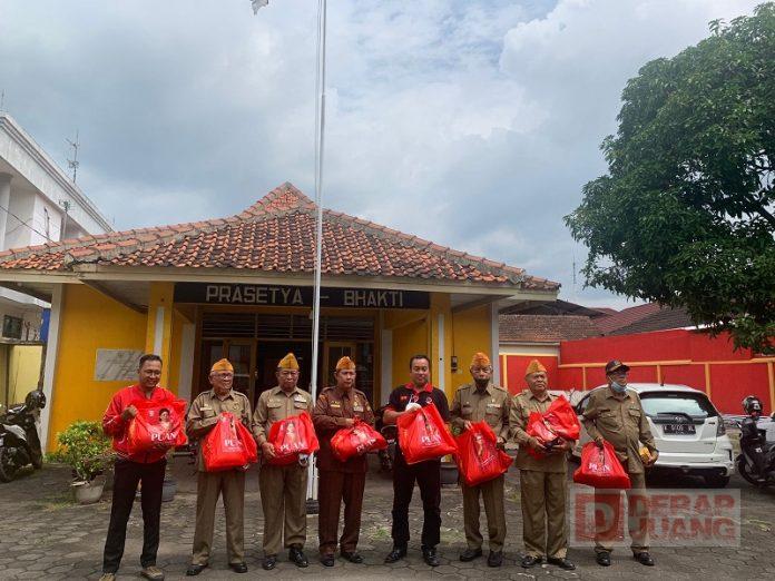 Beras dari Mbak Puan, Banteng Jepara Dukung Misi Kemanusiaan