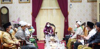 Bersama Santri Gayeng, Mbak Eisti Tegaskan Kolaborasi Ulama-Umara