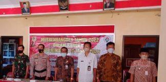 Buka Musrenbangdes, Suyadi Dikenalkan Kepada Masyarakat