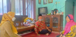 Dengar Kabar Duka, Mbak Eisti Sambangi Rumah Duka Kader Ranting