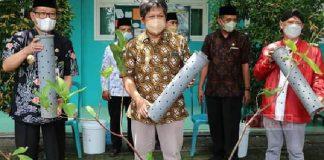 Bersama Kasubdit PPA Ketua DPRD Demak Resmikan IPAL