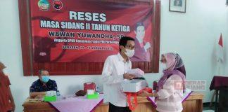 Gelar Reses, Wawan Yuwandha Bagikan Alkes di Kecamatan Kebasen