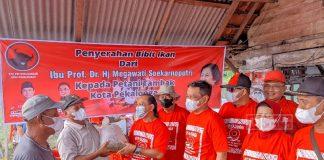 PDI Perjuangan Kota Pekalongan Tebar 5.000 Benih Ikan dari Ketua Umum Partai