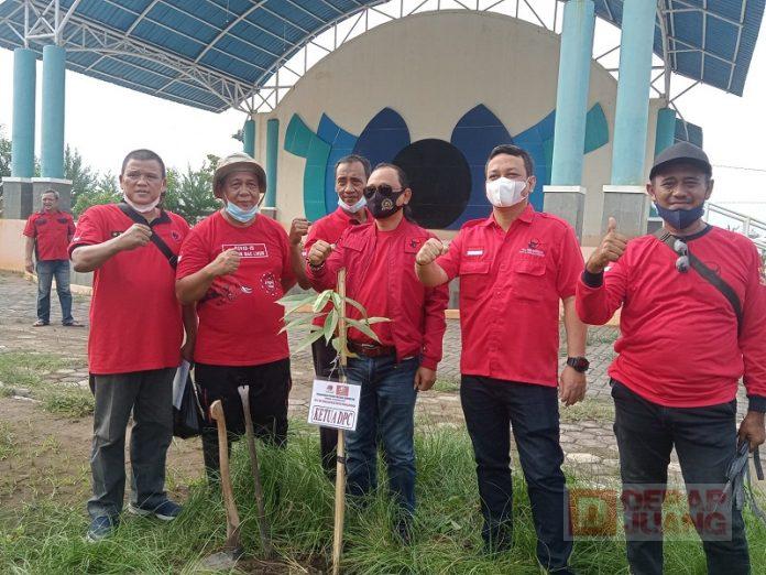 Penanaman Pohon Serentak, Agung Satria Bentuk Eksistensi Merawat Pertiwi