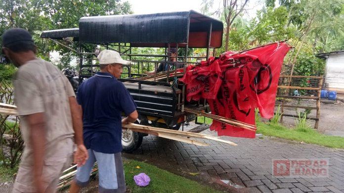 Sambut HUT, Kader PDI Perjuangan Blora Pasang Seribu Bendera Partai