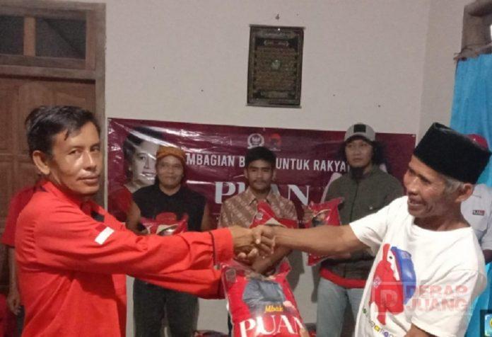 Senyum Bahagia Warga Karanggayam Terima Beras Dari Mbak Puan