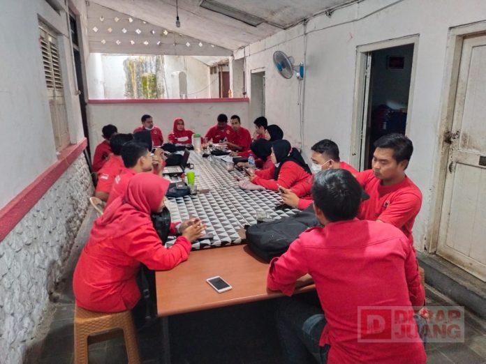 Songsong HUT Partai, Kader Komunitas Juang Banyumas Gelar Rapat Persiapan