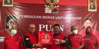 Sunarna Salurkan Bantuan Beras dari Mbak Puan di Banyumas