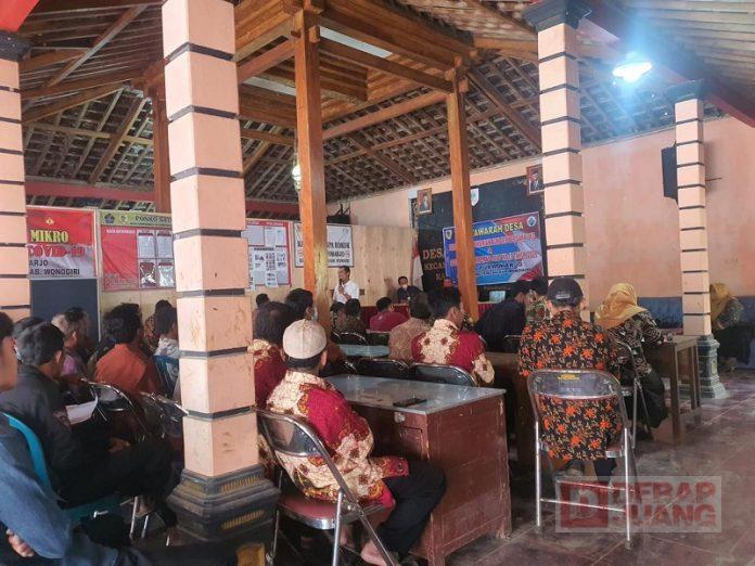 Supriyanto Hadiri Musdes Purwoharjo